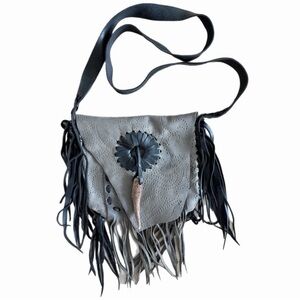 Jimmi WZ handbag leather crossbody handbag with fringe 9”x10”